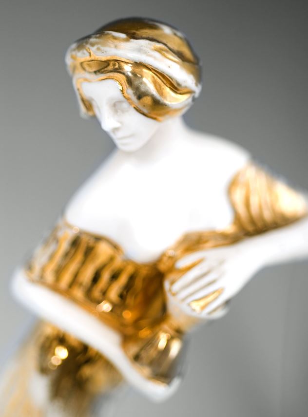 Richard Luksch / Hugo F. Kirsch / Wiener Werkstatte - The Golden Age (Girl with Hour Glass) | MasterArt